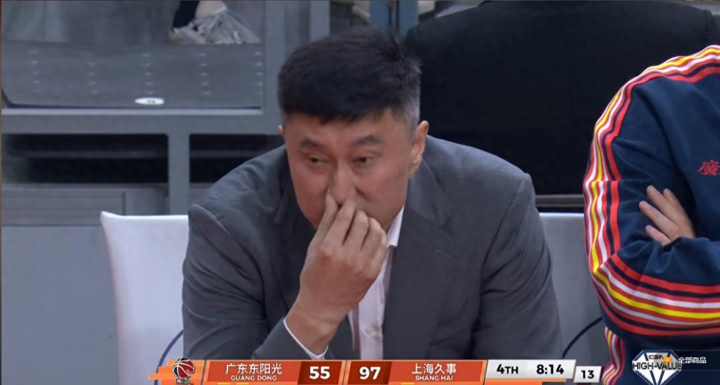 开云-广东狂输40分揪出祸首！准备不足，信迷一人坑全队，杜锋难辞其咎